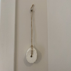 DIFFUSEUR D'HUILES ESSENTIELLES SUR CORDE